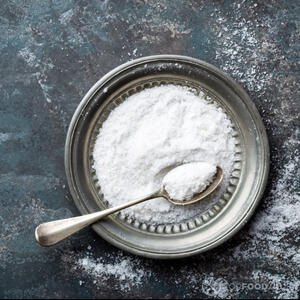 добавить соль