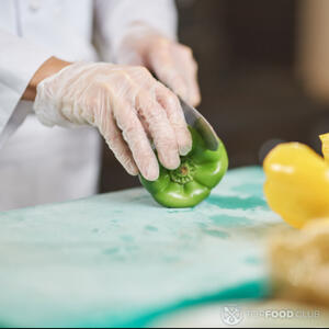 зеленый перец нарезать