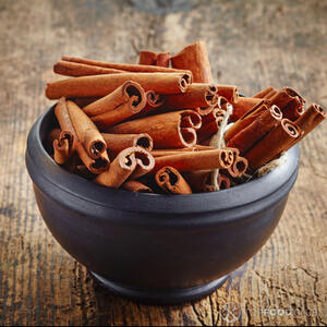 палочки корицы