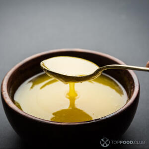 лить масло топленое