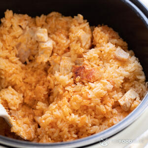 перемешать плов