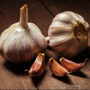 головки чеснока
