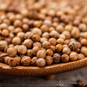 добавить кориандр