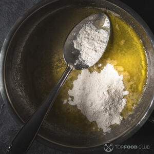 мука в слив масле