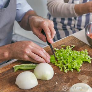 перец нарезать