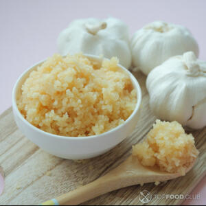 измельченный чеснок