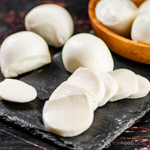 добавить моцареллу