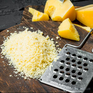натереть пармезан