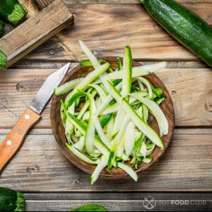 нарезать лентами