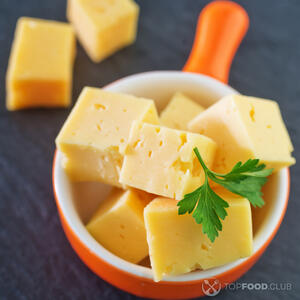 нарезать сыр фонтина