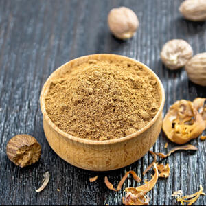 добавить молотый мускатный орех