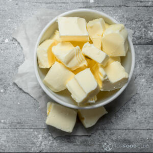 кусочки сливочного масла