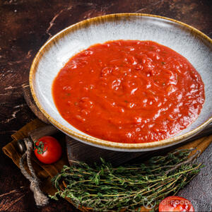 добавить протертые помидоры