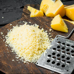 натереть пармезан