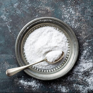 добавить соль