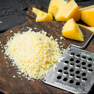 натереть пармезан