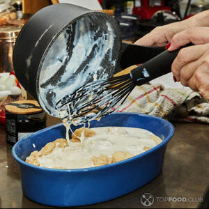 залить соусом бешамель