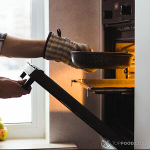 поставить форму в духовку