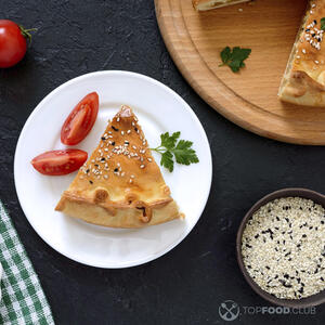  разрежьте на порции и подавайте на стол.