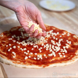 разложить моцареллу