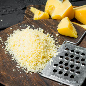 натереть пармезан