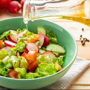 Добавляем масло