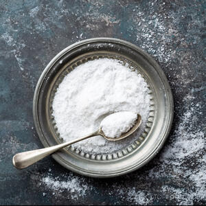 добавить соль