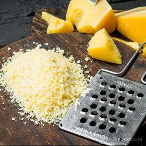 натереть пармезан