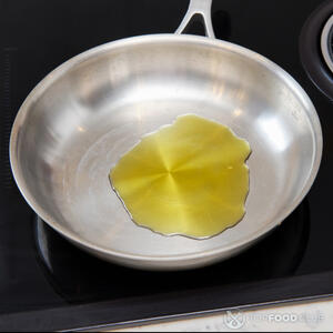 сковорода с фаршем