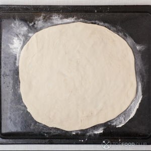 противень с тестом