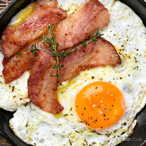 Выкладываем готовое блюдо