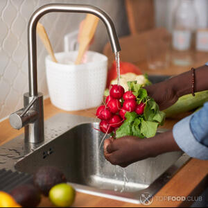 Мойте редиску