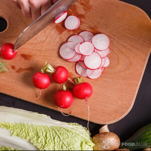 редиску режем