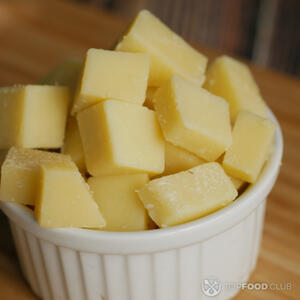 сыр кубиками