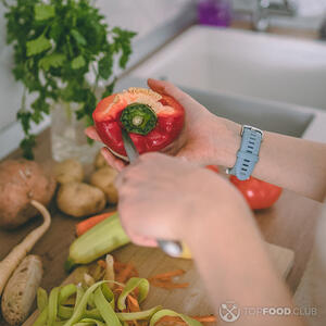 Чистим перец