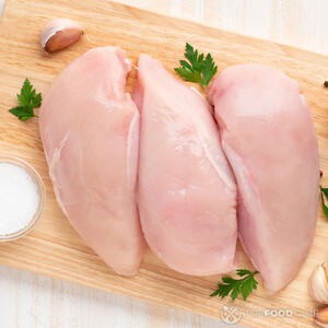 Берем куриную грудку