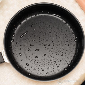 Греем масло