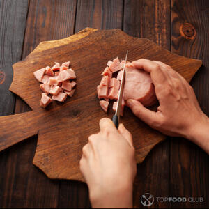 нарезать ветчину