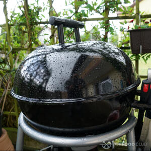 накрыть гриль крышкой