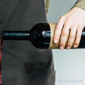 Наливаем вино в мультиварку