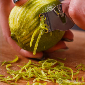 натереть цедру лимона