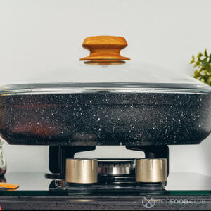 кускус под крышкой