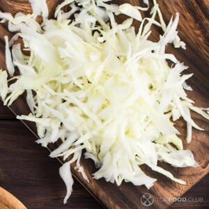 Нарезаем капусту