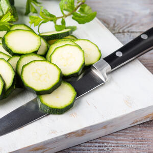 Режем цукини
