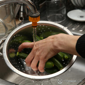 Моем цукини