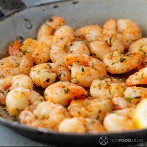 жарить креветки