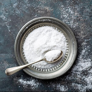 добавить соль