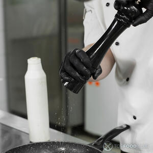 молотый черный перец