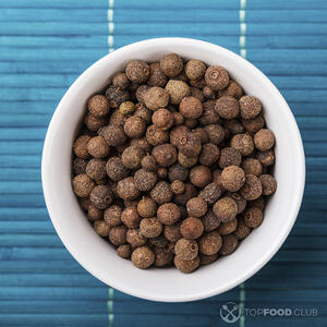 перец душистый