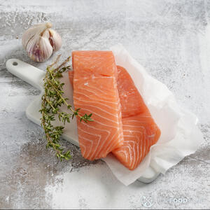 нарезать филе лосося